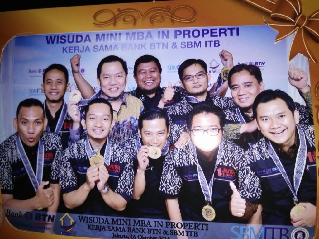 wisuda-klub-properti-2